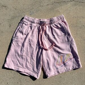 Nike Club Fleece Sweat Shorts Embroidered Logo Spell Out Men’s Medium Pink 31x8